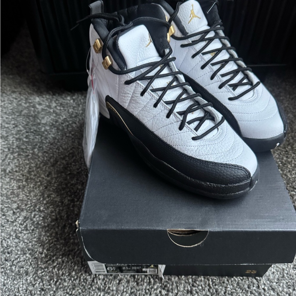 Jordan 12 Taxi - Kids